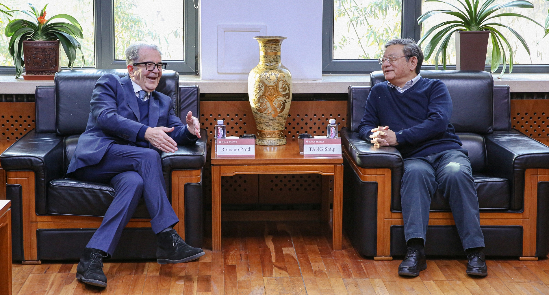 意大利前总理、欧盟委员会前主席罗马诺·普罗迪一行到访76net必赢官网并做专题讲座